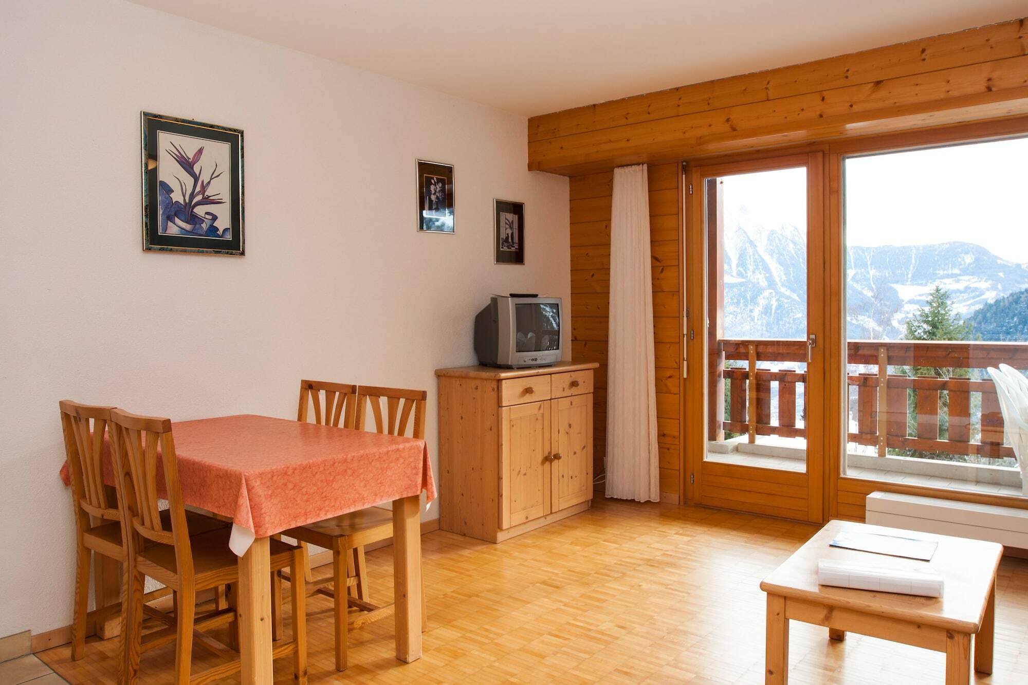 Hotel Les Bains D'Ovronnaz Buitenkant foto